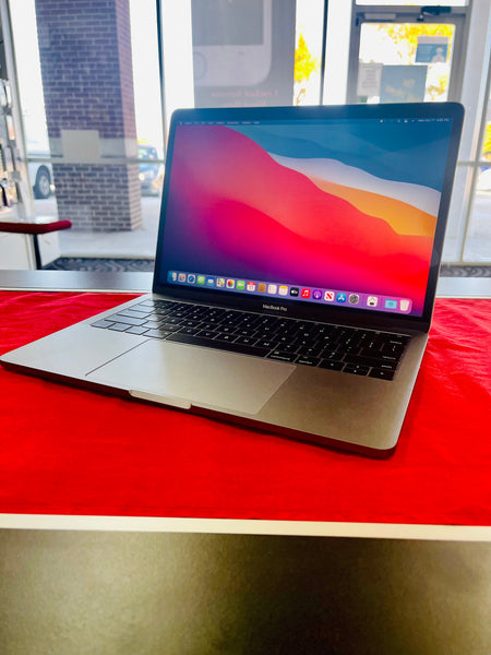 Macbook Pro 2017 i5 256gb 13’’ Upgraded Specs OS2020 (Finance for $80 down and take home today) - SaveOnCellz
