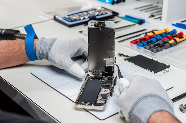 iPhone Screen Repair - SaveOnCellz